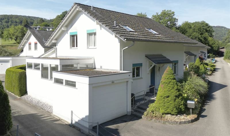 Well-maintained and spacious 6.5-room single-family house in Kleinlützel (1)