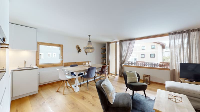 Moderne 5.5 Zimmer-Wohnung im Alpenchic-Stil (2)