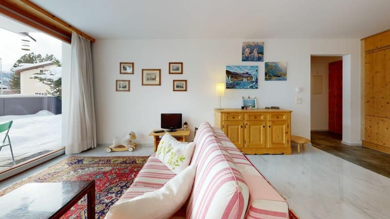 2.5 Zimmer-Wohnung mit Terrasse und Aussicht (10)