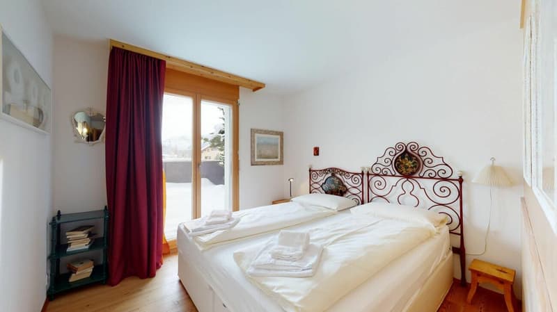 2.5 Zimmer-Wohnung mit Terrasse und Aussicht (5)