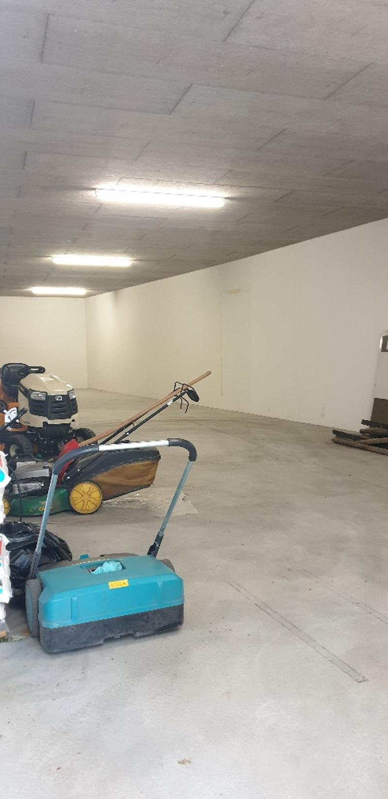 Storage at attractive conditions (partial rent from 55m2 possible) (7)