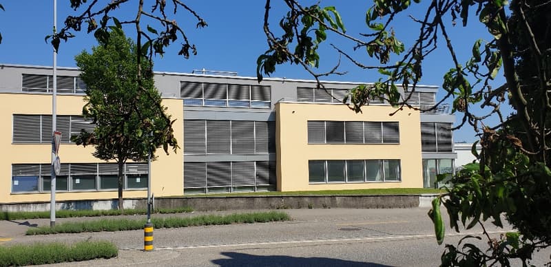 Storage at attractive conditions (partial rent from 55m2 possible) (11)