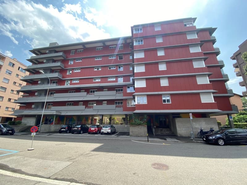 3,5 Zimmer in Lugano-Cassarate (1)