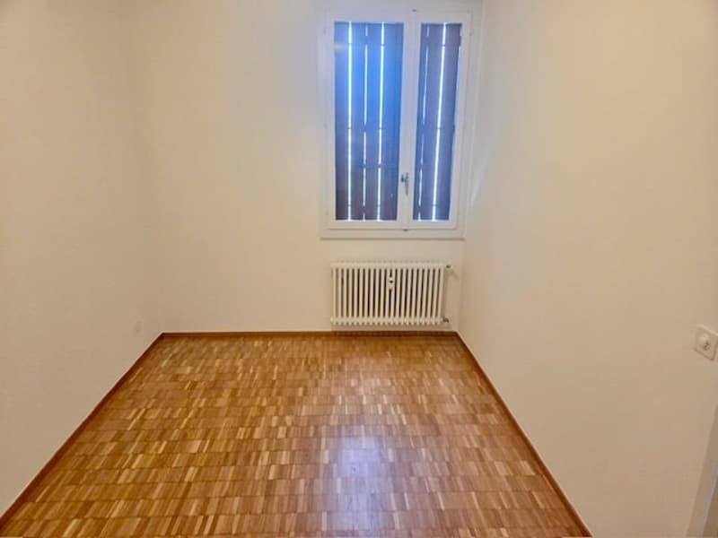 2 Lokale in einer gut erschlossenen Zone (5)