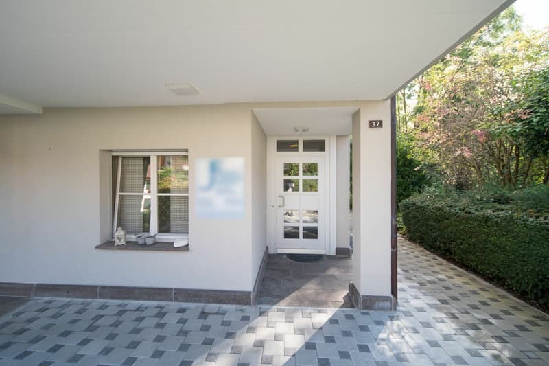100m² commercial, practice or office (2)