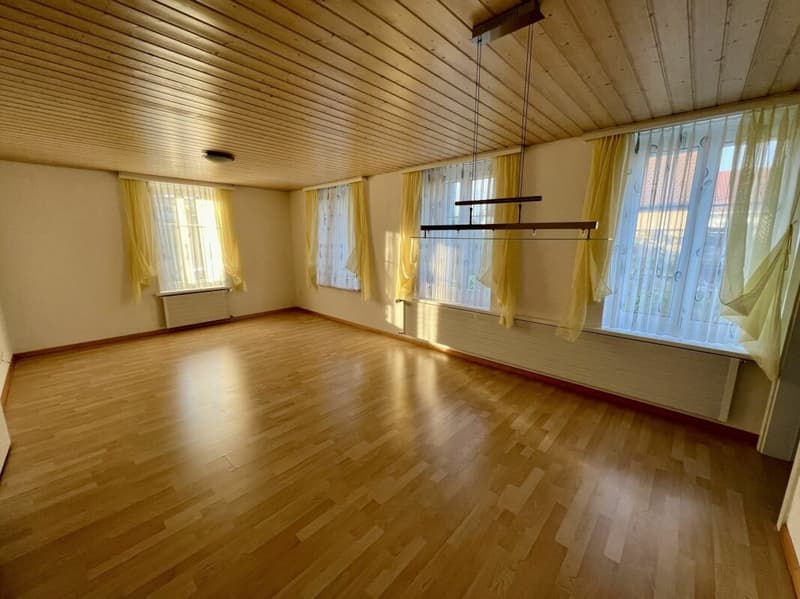 Charmante 3.5 Zimmer Wohnung in Sirnach (1)
