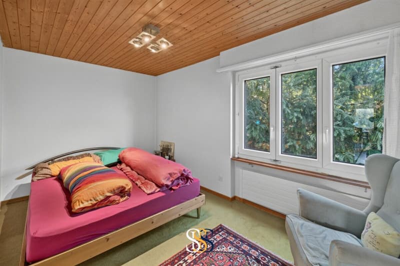 Charmantes Einfamilienhaus mit Weitblick und grossem Garten (10)