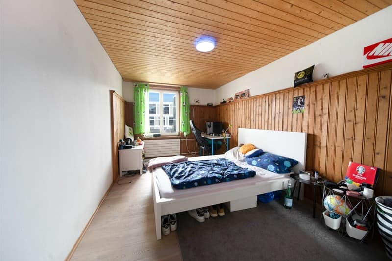 Grosszügiges Wohnen auf zwei Etagen mit Gartenanteil (5)