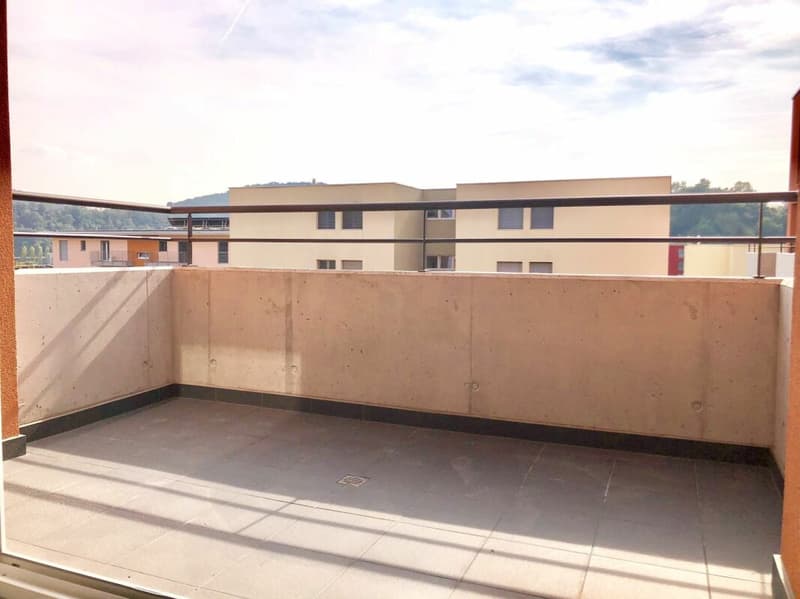 New duplex apartments with parking, 1 month free! (7)