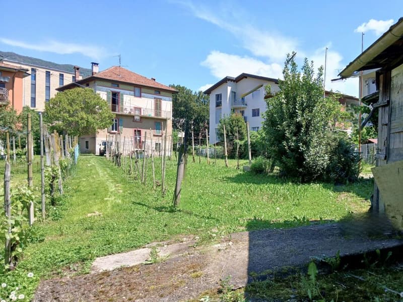 Period villa to be revalued, with buildable land for further developments (5)