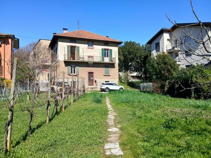 Period villa to be revalued, with buildable land for further developments (4)