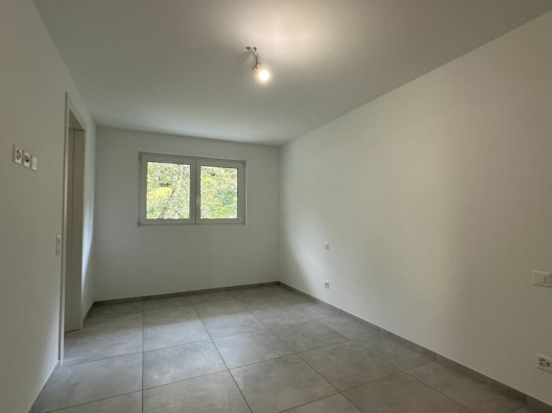 New and modern 3.5-room apartment, top floor and open view Mendrisio Arzo (7)