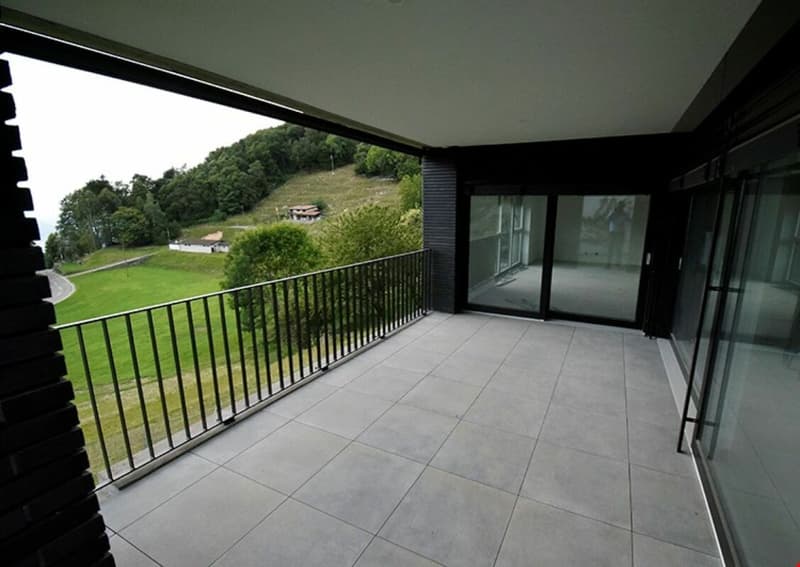 New and elegant residential units surrounded by greenery (9)