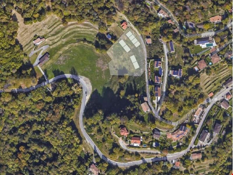 New and elegant residential units surrounded by greenery (12)