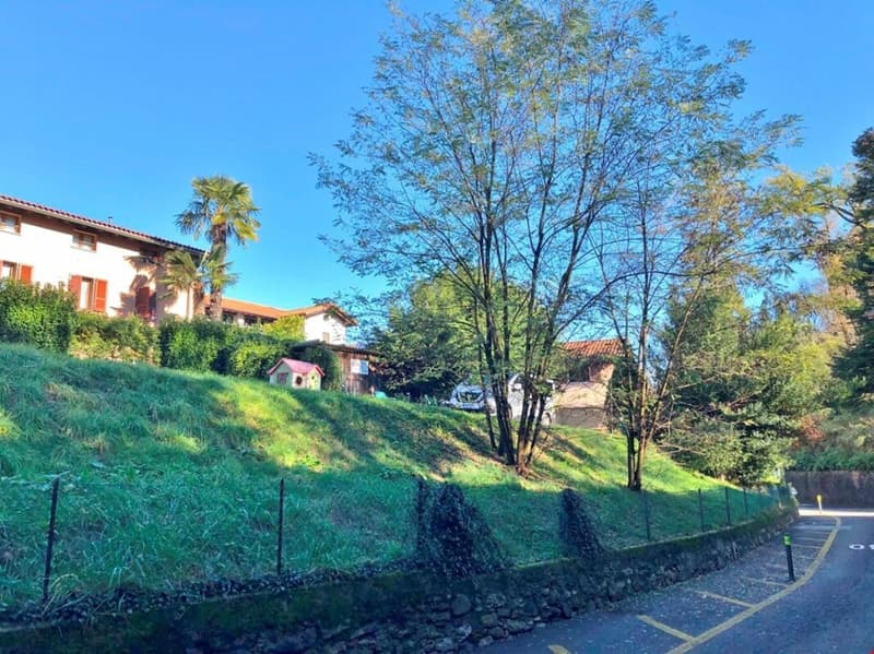 Terreno edificabile di 1'277 mq in centro paese (3)