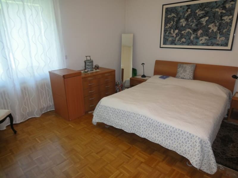 Villa signorile nel verde con vista panoramica (13)