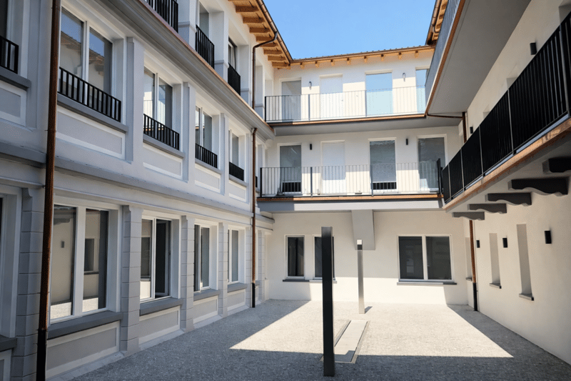 Modern apartment in the center of Chiasso (2)