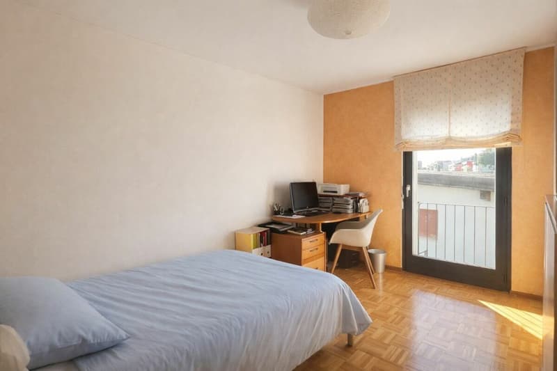 Casa unifamiliare nel verde, con vista e soleggiata (16)