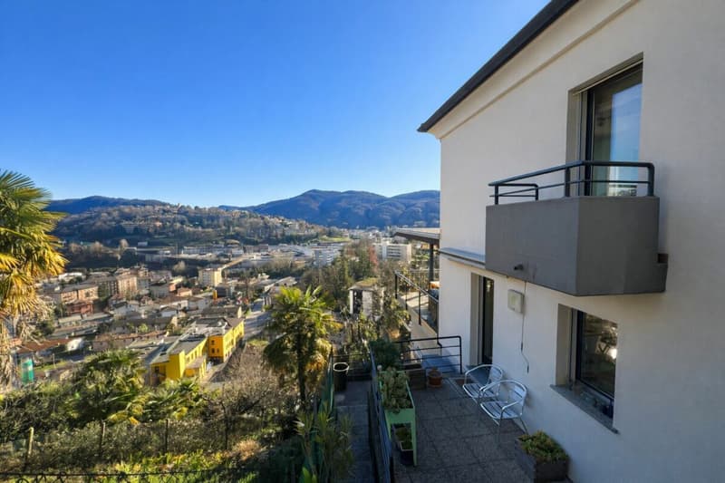 Casa unifamiliare nel verde, con vista e soleggiata (21)
