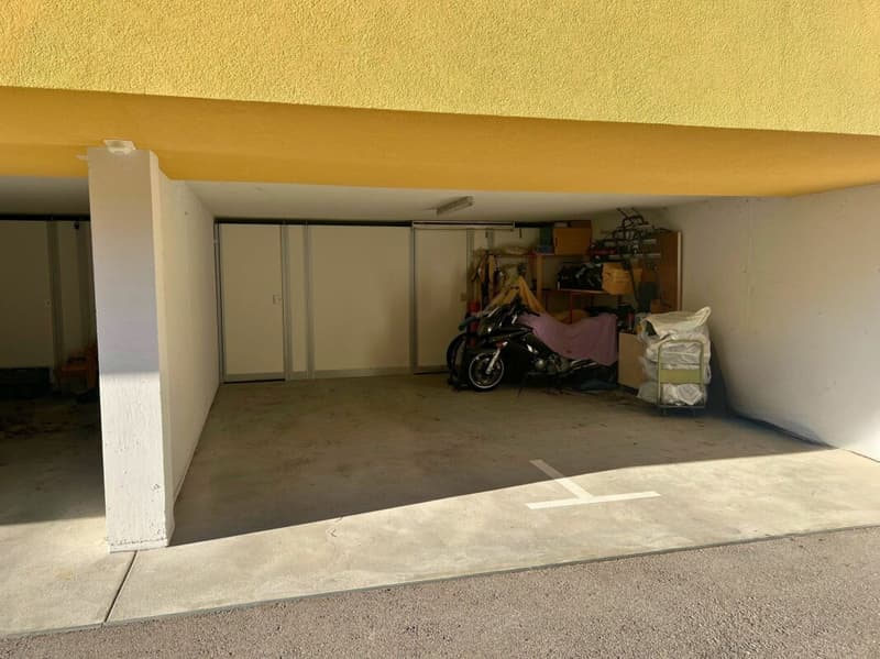 Modern 3.5-room attic apartment with balcony, view and two parking spaces (12)