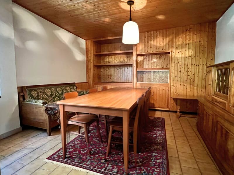 Belle maison bifamiliale en zone centrale (7)