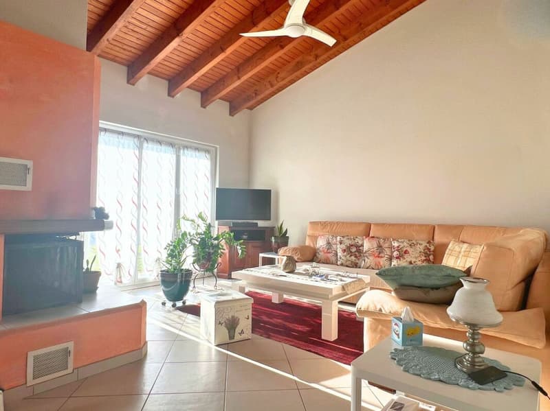 Wunderschönes Einfamilienhaus mit Garten, Aussicht und sonniger Lage (6)