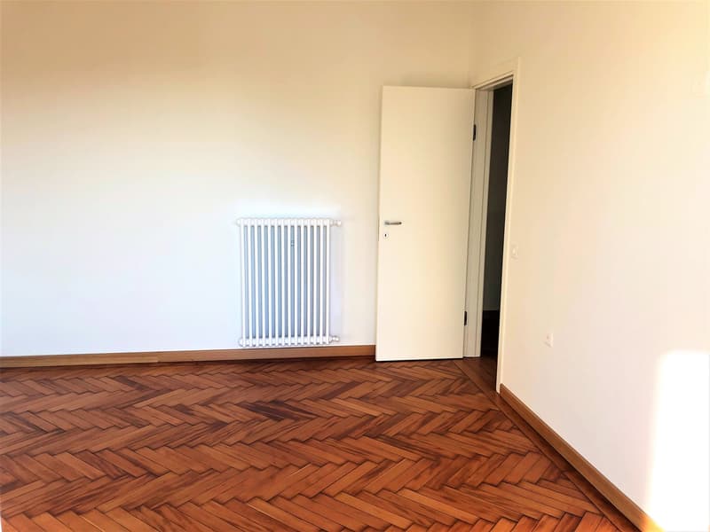 Appartement rénové avec place de parking, pas de frais de charges, 1 mois gratuit (3)