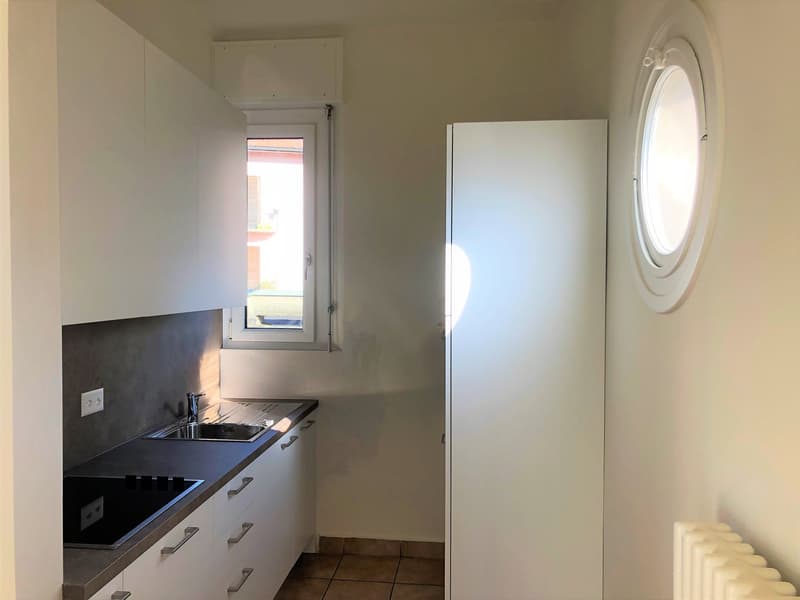 Appartement rénové avec place de parking, pas de frais de charges, 1 mois gratuit (5)
