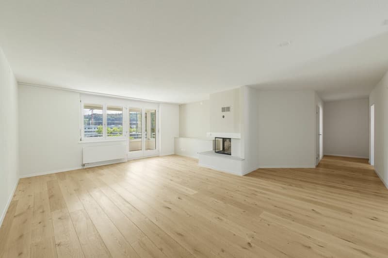 EINMALIGE CHANCE - NEUWERTIGE TRAUMWOHNUNG AN PERFEKTER WOHNLAGE MIT BESTER INFRASTRUKTUR (2)