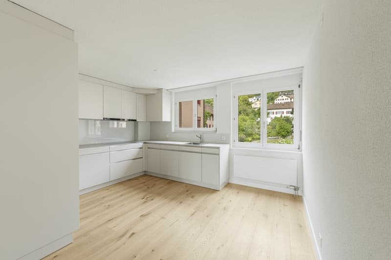 EINMALIGE CHANCE - NEUWERTIGE TRAUMWOHNUNG AN PERFEKTER WOHNLAGE MIT BESTER INFRASTRUKTUR (4)