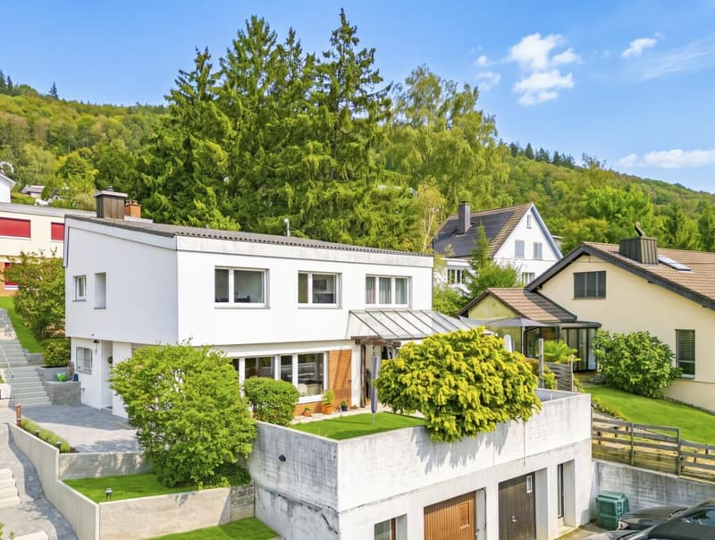 IHR WOHNTRAUM AN ÄUSSERST GESUCHTER UND RUHIGER LAGE IM BELIEBTEN BERINGEN (3)