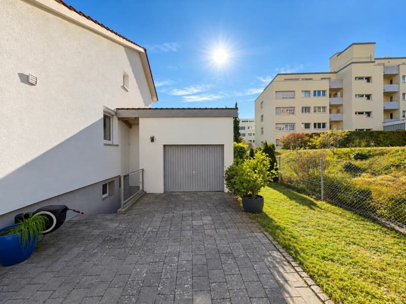 Wohntraum zur Miete - Grosszügiges Einfamilienhaus mit Garten (27)