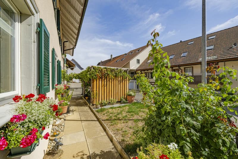 CHARMANTES MEHRFAMILIENHAUS - STETS VOLLVERMIETET - ENORMES POTENZIAL VORHANDEN (13)