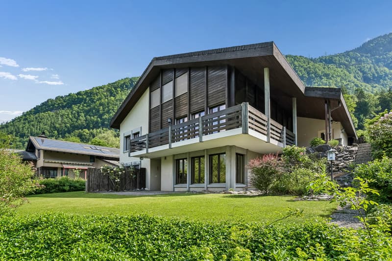 6 Zimmer-Wohnhaus mit Umschwung an ruhiger, sonniger Wohnlage
