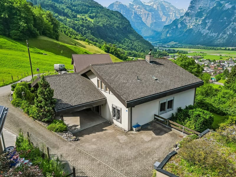 Ampia casa unifamiliare di 6 locali a Glarus Nord – vivere con vista panoramica (3)