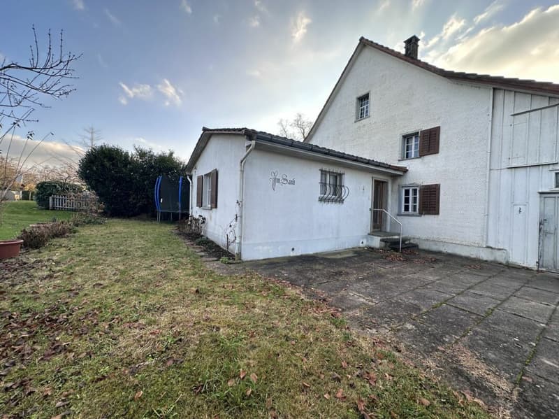 Casa unifamiliare con potenziale di sviluppo (4)