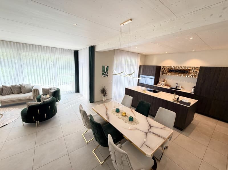 Living on the edge of the forest - exclusive 5.5-room terraced house (10)