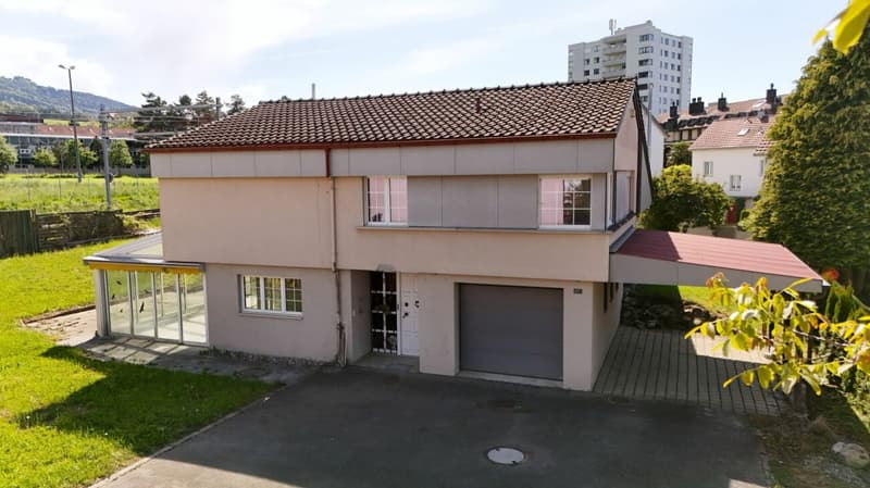 5.5 Room House with Potential (4)