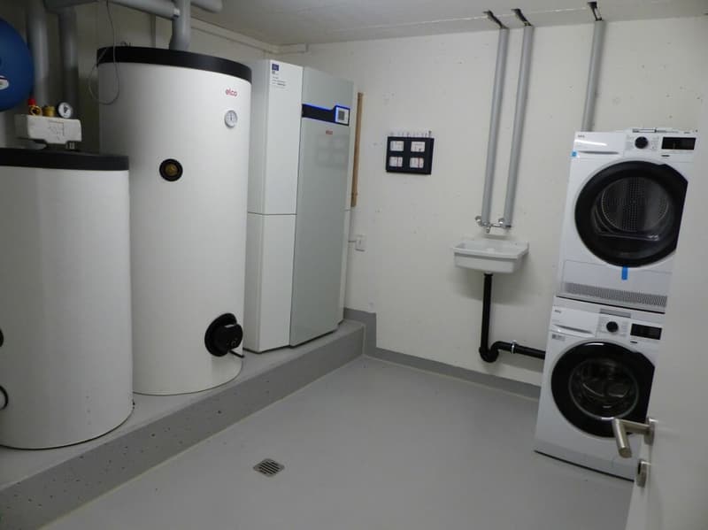 APPARTEMENT ATTRAYANT 5.5 PIÈCES DEFH À LOUER / NEUF (15)