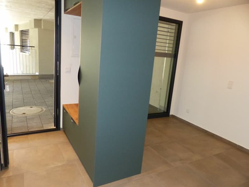 1 pièce bureau hobby avec cuisine et salle de bain (5)