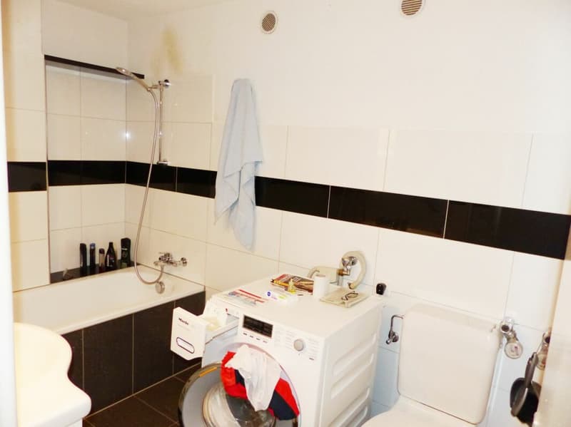 Tolle 3.5 Zimmer Gartenwohnung (10)