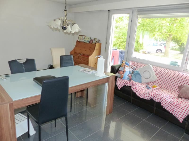 Tolle 3.5 Zimmer Gartenwohnung (6)