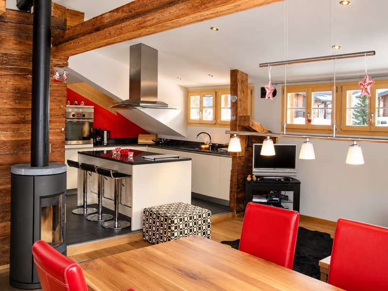 Zermatt pur! Stilvolle 3.5-Zimmer-Ferienwohnung mit Matterhornblick – mitten im Dorf (1)