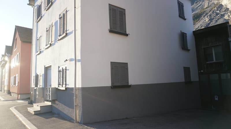 Felsberg - Maison multifamiliale avec 5 appartements et atelier/entrepôt (2)