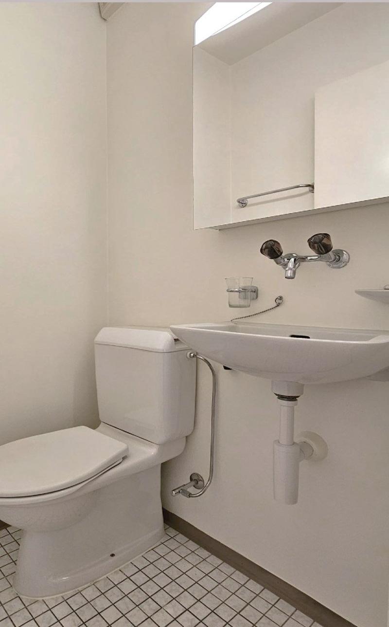 Spacious view in Bottmingen, 3 1/2 rooms (10)