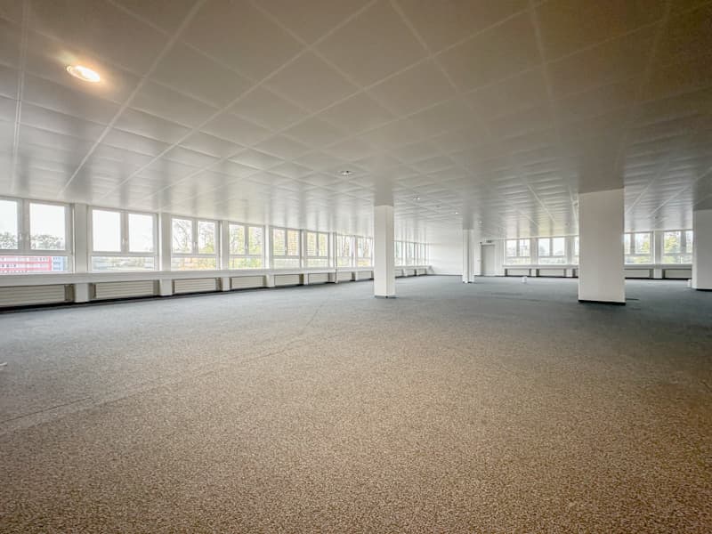 Espace de bureau près de la gare de Glattbrugg (8)