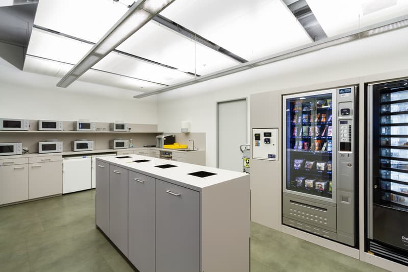 Espace de bureau dans un bâtiment unique directement à la gare de Glattbrugg (10)