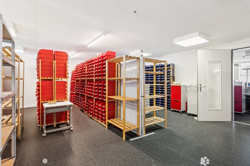 Ausgebaute Bürofläche an zentraler Lage (3)