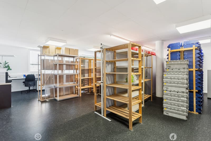 Ausgebaute Bürofläche an zentraler Lage (4)