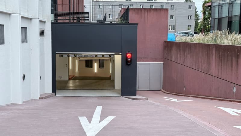 Ihr Einstellplatz beim Bahnhof Glattbrugg (2)